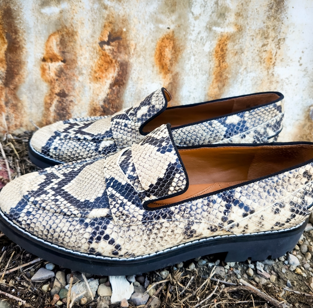 SARTO Franco Sarto Snake Print Loafers Size 8 Leather Slip On Platform Lug Sole